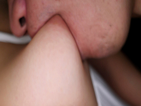 乳首が感じすぎちゃう超敏感な素朴娘のクビレHカップ＆巨乳輪!淫乱な天然乳を徹底的に味わい尽くす! Boin「岡本莉里」Box　サンプル画像03